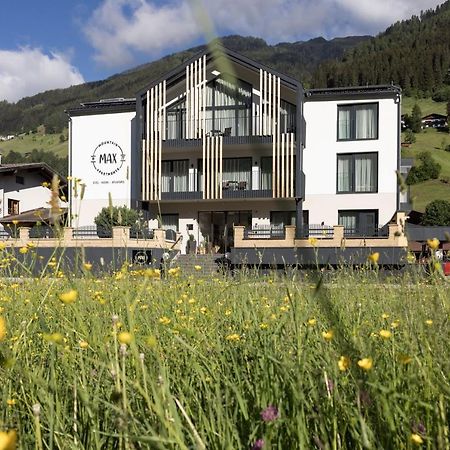 Max Mountain Apartments ノイシュティフト・イム・シュトゥーバイタール エクステリア 写真